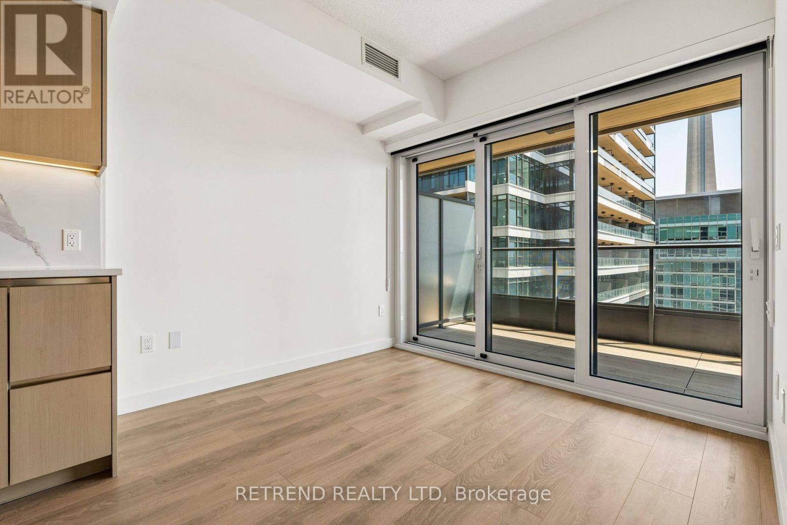 3207 - 3 Concord Cityplace Way, Toronto, Ontario  M5V 0X3 - Photo 20 - C13555806