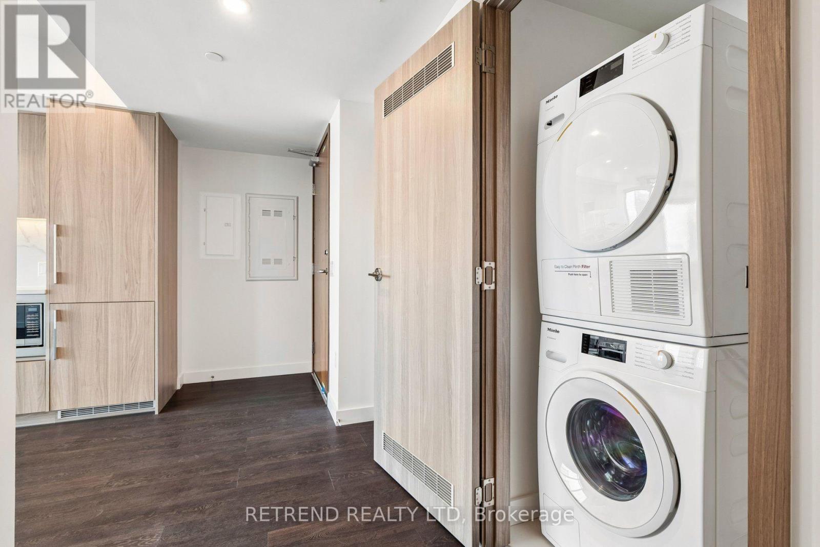 3801 - 1 Concord Cityplace Way, Toronto, Ontario  M5V 0X4 - Photo 10 - C13555812