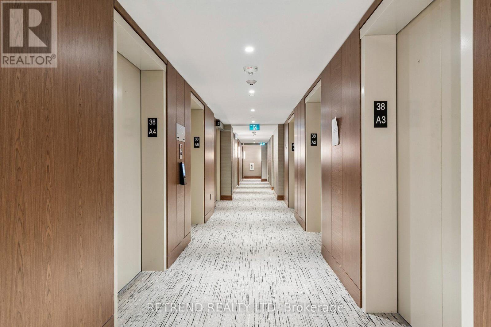 3801 - 1 Concord Cityplace Way, Toronto, Ontario  M5V 0X4 - Photo 3 - C13555812