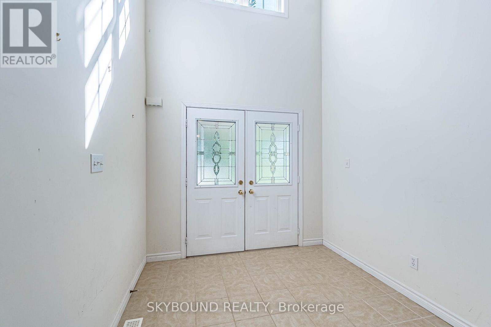 735 Karlsfeld Road, Waterloo, Ontario  N2T 2W4 - Photo 4 - X13552080