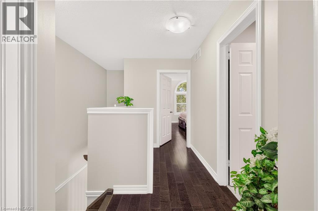 620 Munich Circle, Waterloo, Ontario  N2V 2L6 - Photo 22 - 40846048