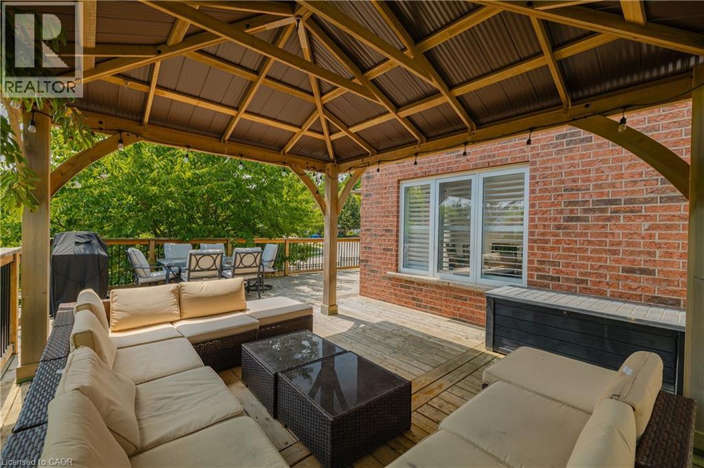 620 Munich Circle, Waterloo, Ontario  N2V 2L6 - Photo 41 - 40846048