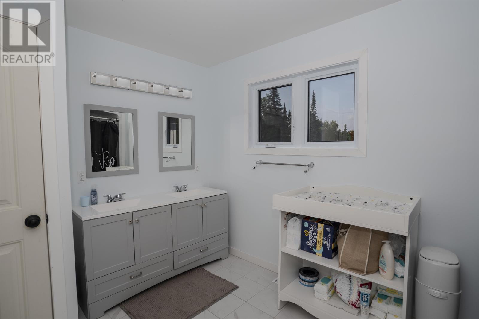 1204 Lakeshore Dr, Thunder Bay, Ontario  P7A 0S4 - Photo 28 - TB2601927