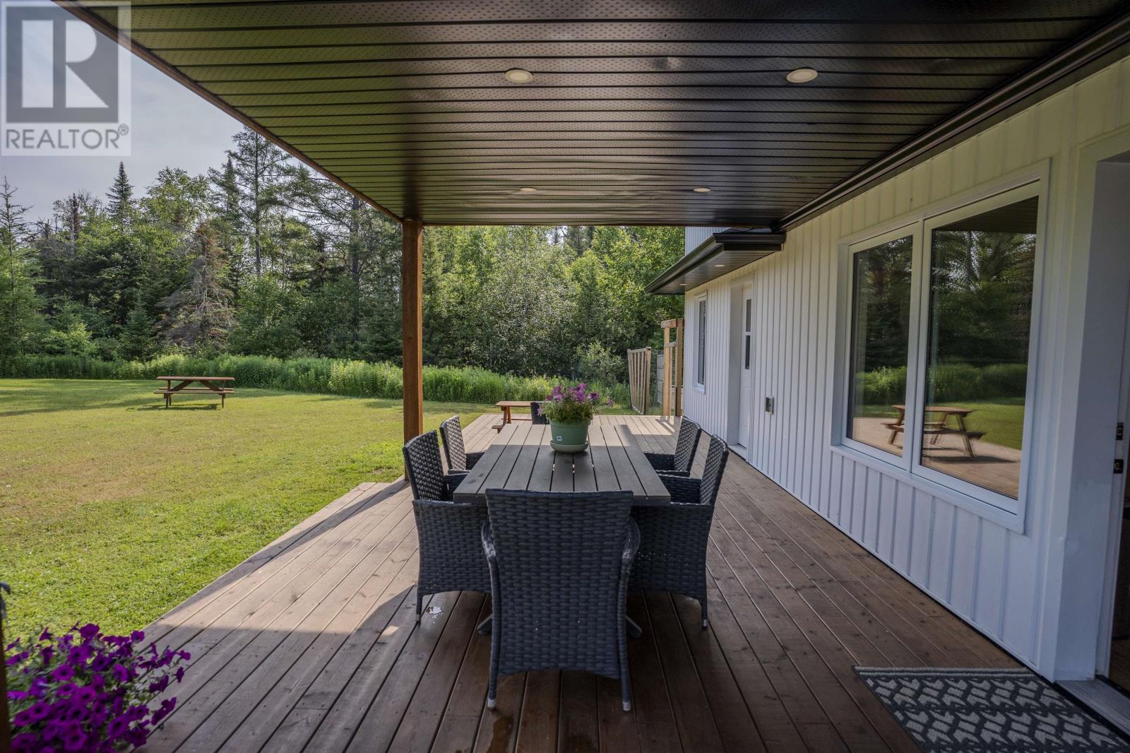 1204 Lakeshore Dr, Thunder Bay, Ontario  P7A 0S4 - Photo 44 - TB2601927