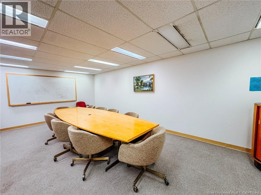 270 Douglas Avenue, Bathurst, New Brunswick  E2A 1M9 - Photo 33 - NB143938