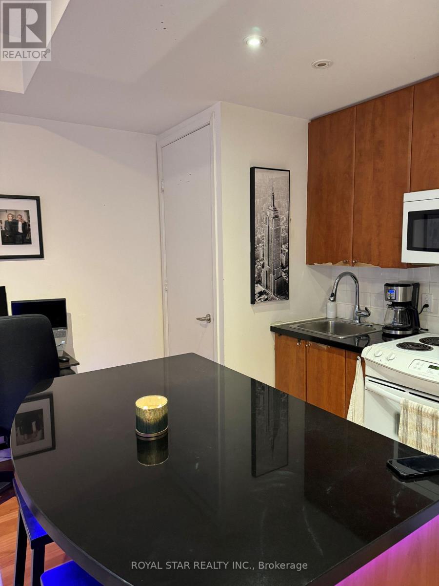 706 - 85 Bloor Street, Toronto, Ontario  M4W 0A8 - Photo 7 - C13557600