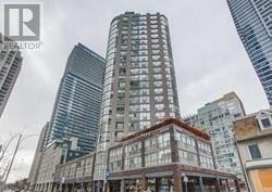 905 - 24 WELLESLEY STREET W, Toronto, Ontario