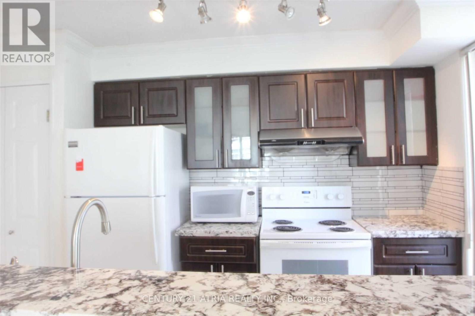 905 - 24 Wellesley Street W, Toronto, Ontario  M4Y 2X6 - Photo 11 - C13557624