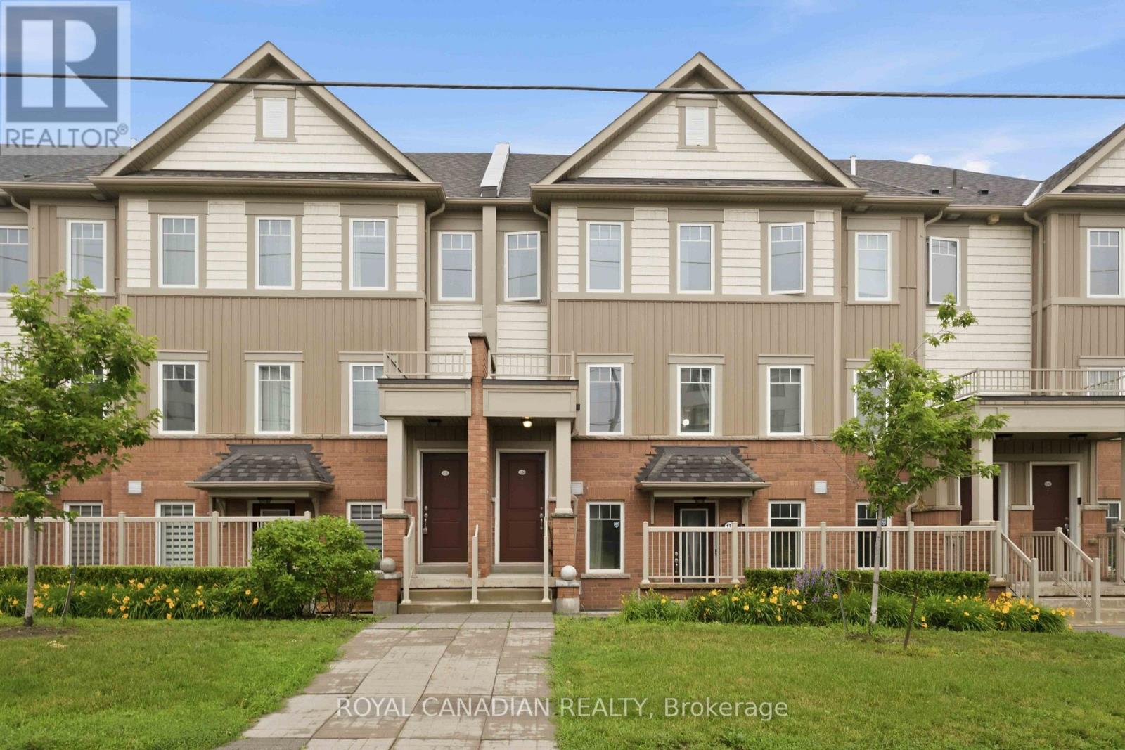 129 - 2500 Hill Rise Court, Oshawa, Ontario L1L 0M6 - Photo 2 - E13557496
