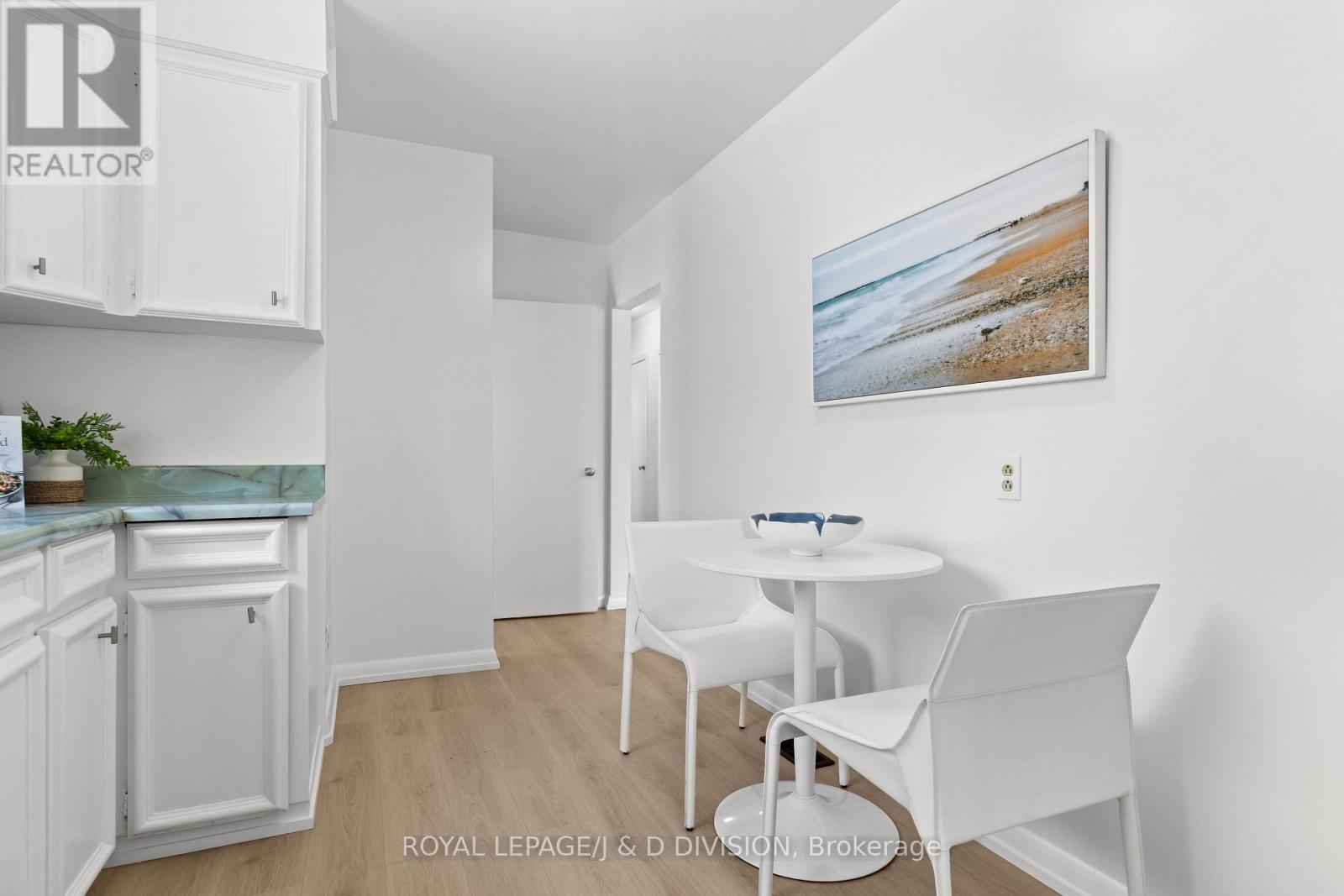 41 Clapperton Avenue, Toronto, Ontario  M1L 4K7 - Photo 11 - E13557536