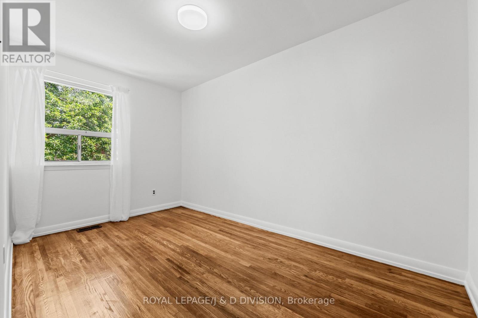 41 Clapperton Avenue, Toronto, Ontario  M1L 4K7 - Photo 18 - E13557536
