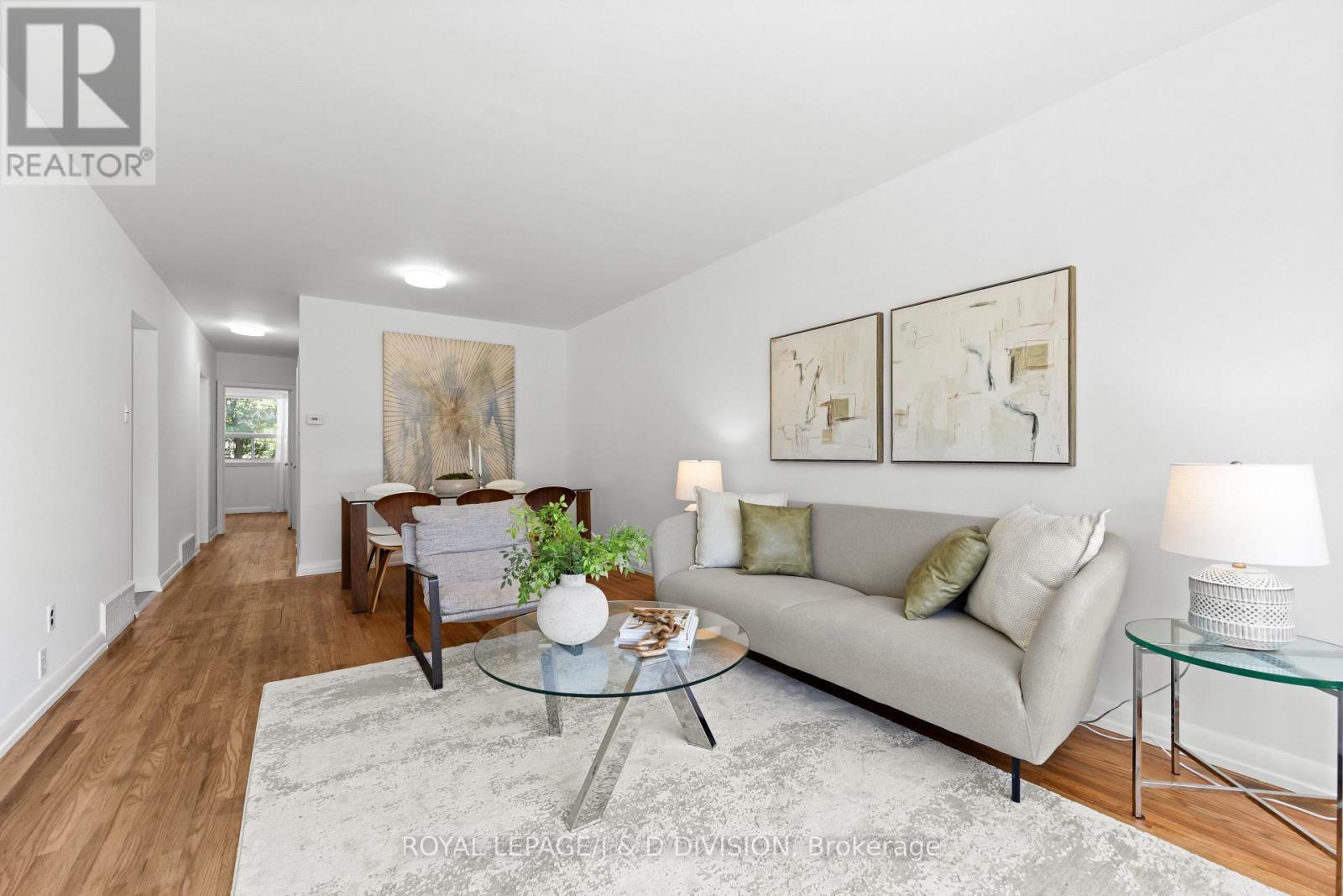 41 Clapperton Avenue, Toronto, Ontario  M1L 4K7 - Photo 4 - E13557536