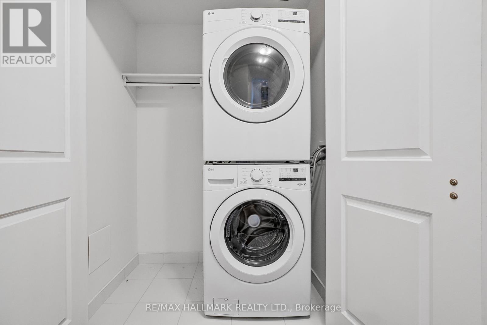 2207 - 3260 Sheppard Avenue E, Toronto, Ontario M1T 0B5 - Photo 10 - E13557596
