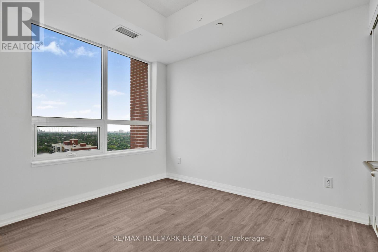 2207 - 3260 Sheppard Avenue E, Toronto, Ontario M1T 0B5 - Photo 9 - E13557596