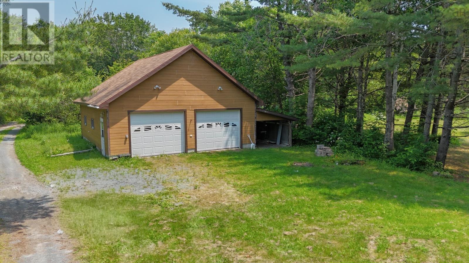 1 Morton Street, Milton, Nova Scotia  B0T 1P0 - Photo 3 - 202617373