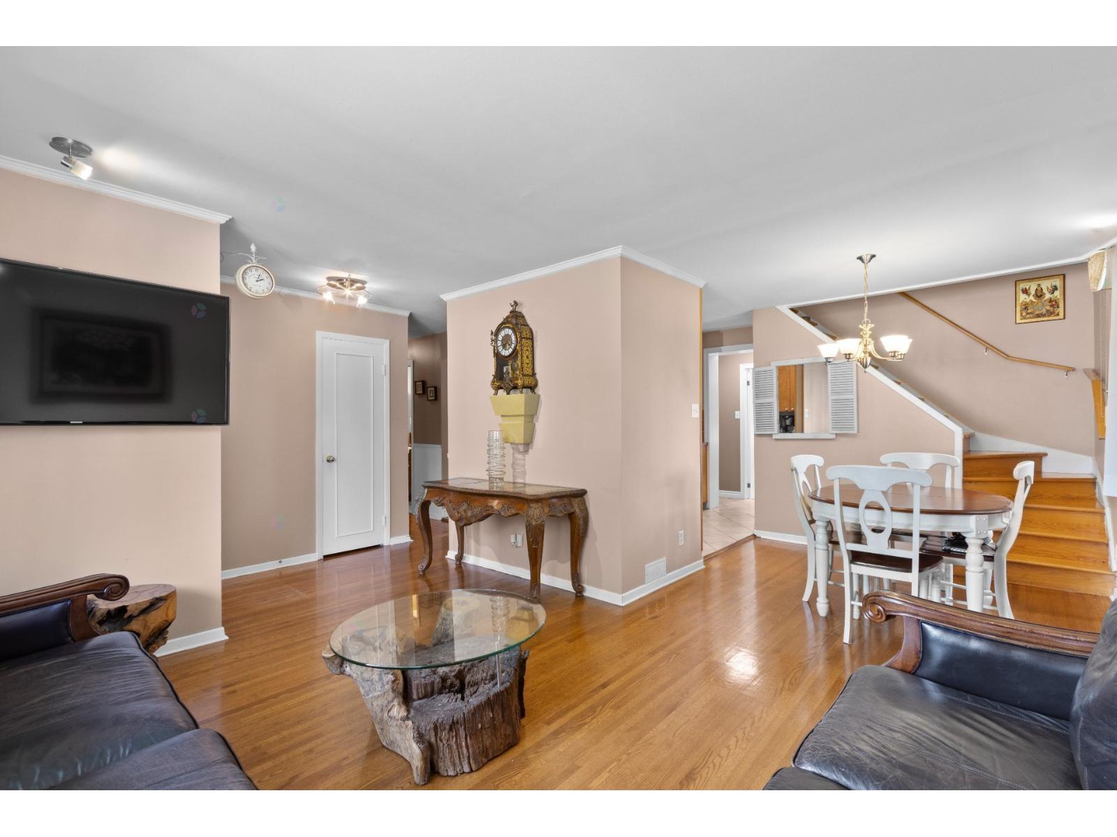 14821 Rue Oakwood Montréal (Pierrefonds-Roxboro) Quebec Canada H9H1X9 5