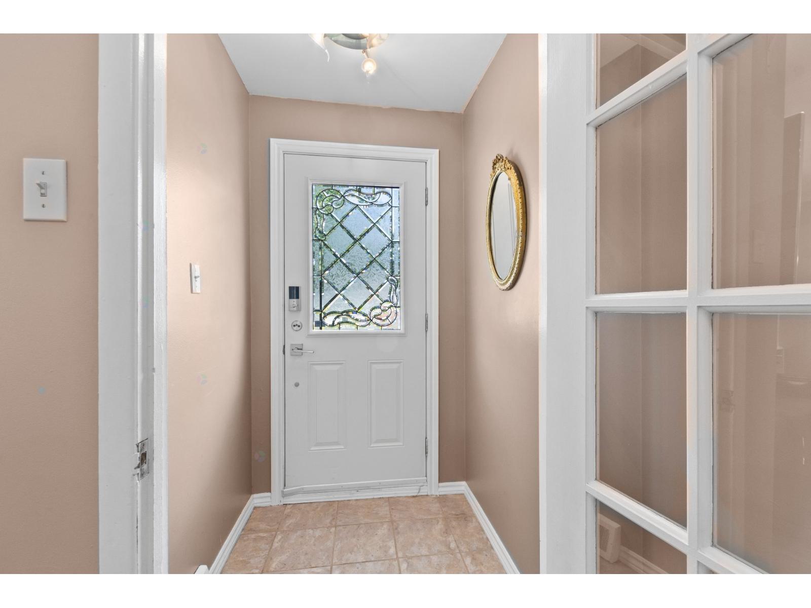 14821 Rue Oakwood Montréal (Pierrefonds-Roxboro) Quebec Canada H9H1X9 3