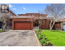 48 WELDRICK ROAD W, Richmond Hill, Ontario