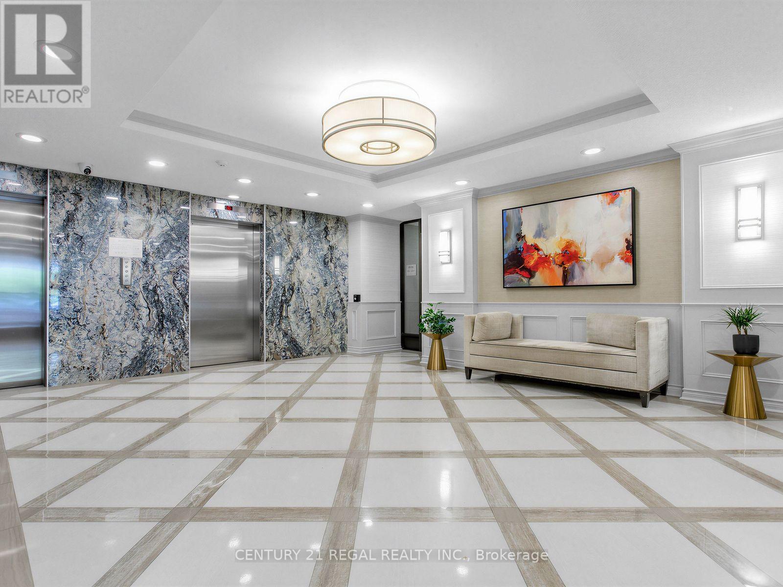 803 - 40 Baif Boulevard, Richmond Hill, Ontario  L4C 5M9 - Photo 2 - N13557436