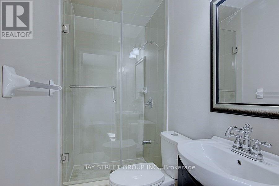 23 Eagle Peak Drive, Richmond Hill, Ontario  L4S 2W3 - Photo 10 - N13557524