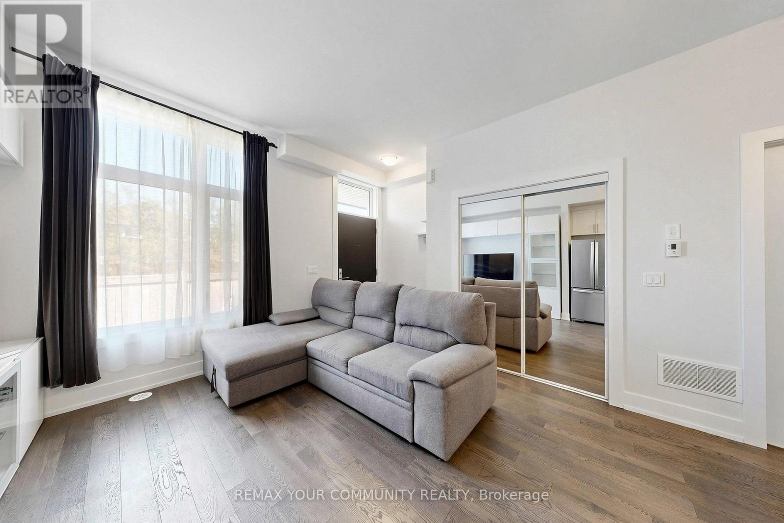 L146 - 9580 Islington Avenue, Vaughan, Ontario  L4H 5E8 - Photo 2 - N13557632