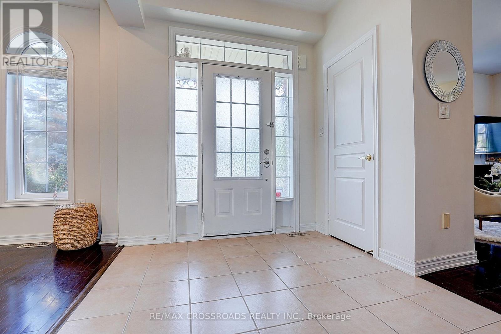 205 Box Grove By- Pass, Markham, Ontario  L6B 0L1 - Photo 3 - N13557654
