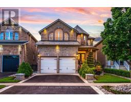 12 PARISIAN CRESCENT, Barrie, Ontario