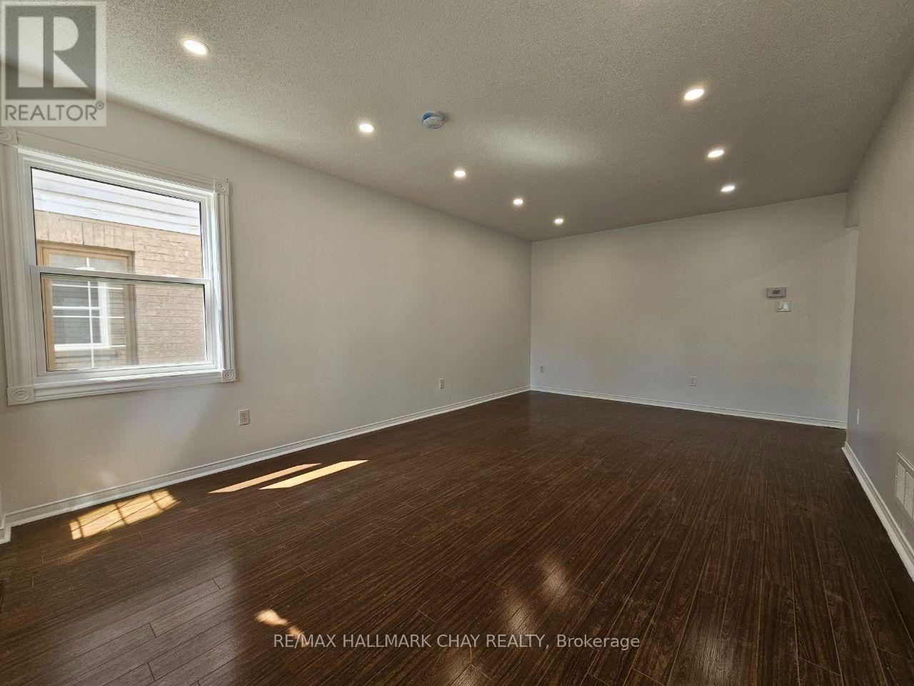 219 Wessenger Drive, Barrie (Holly), Ontario  L4N 8R4 - Photo 13 - S13557684