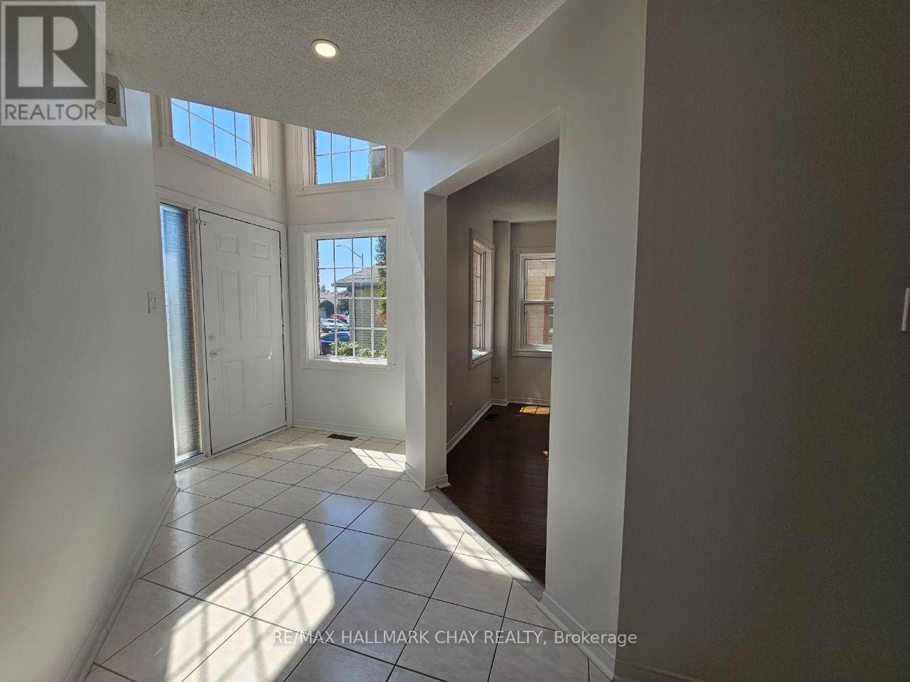 219 Wessenger Drive, Barrie (Holly), Ontario  L4N 8R4 - Photo 3 - S13557684