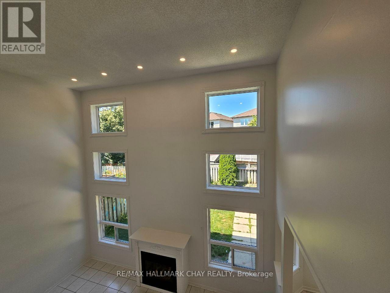 219 Wessenger Drive, Barrie (Holly), Ontario  L4N 8R4 - Photo 6 - S13557684