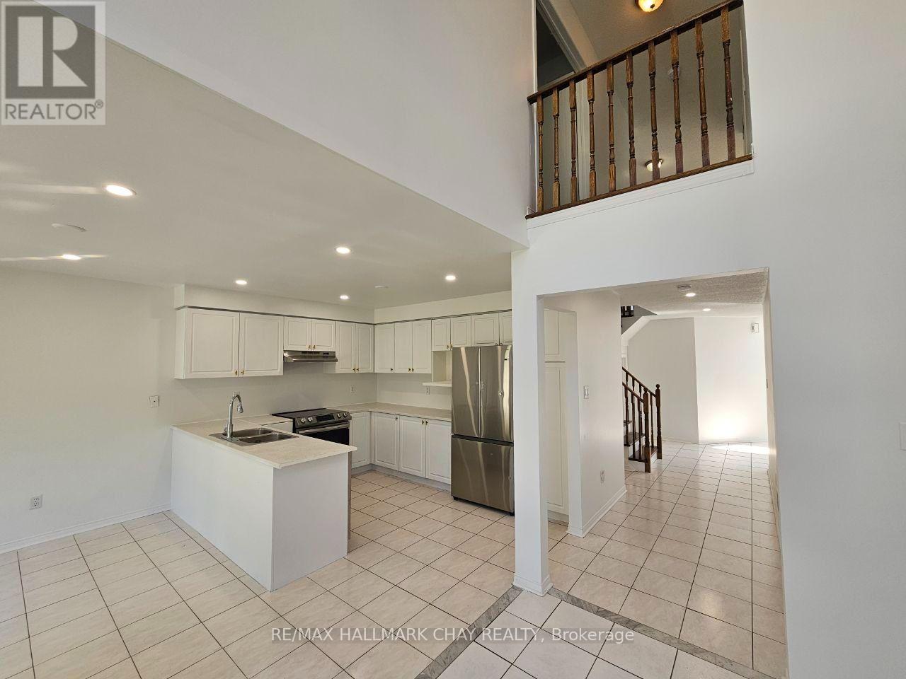 219 Wessenger Drive, Barrie (Holly), Ontario  L4N 8R4 - Photo 7 - S13557684