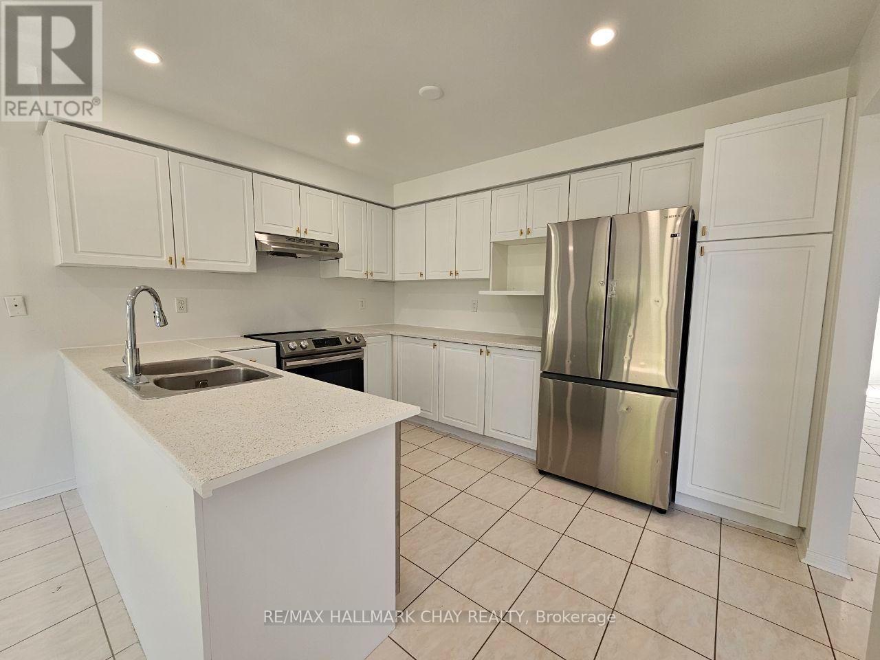 219 Wessenger Drive, Barrie (Holly), Ontario  L4N 8R4 - Photo 8 - S13557684