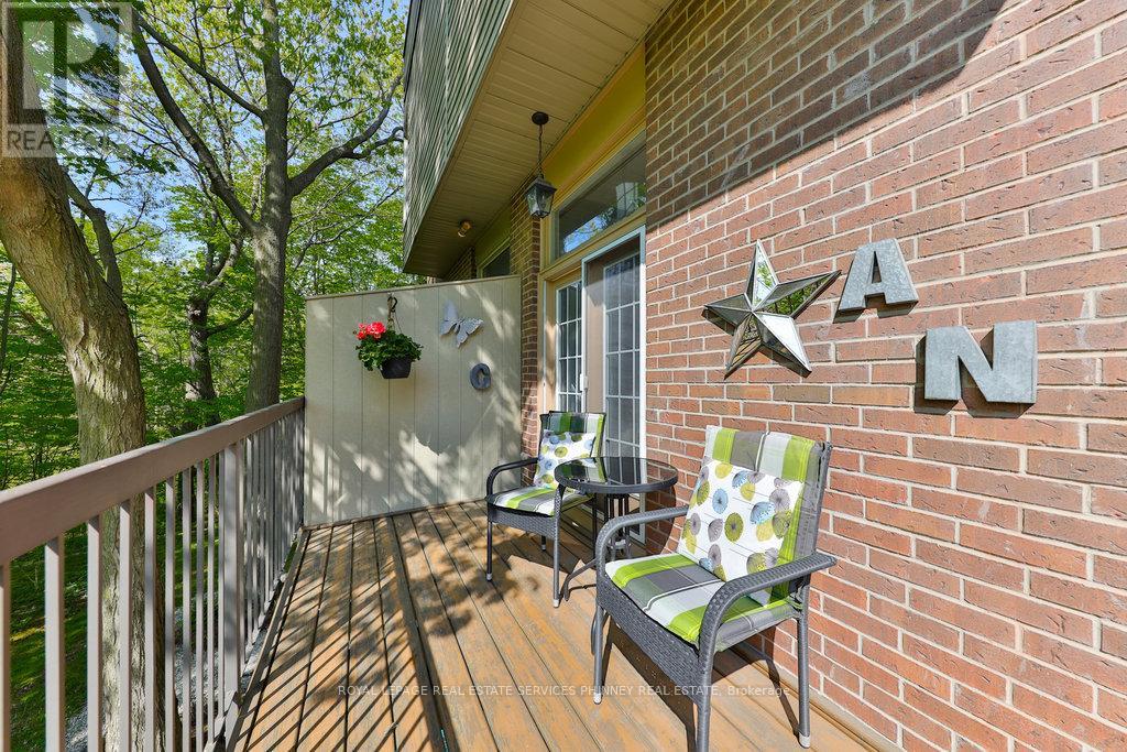 27 - 1250 Marlborough Court, Oakville, Ontario  L6H 2W7 - Photo 6 - W13557462
