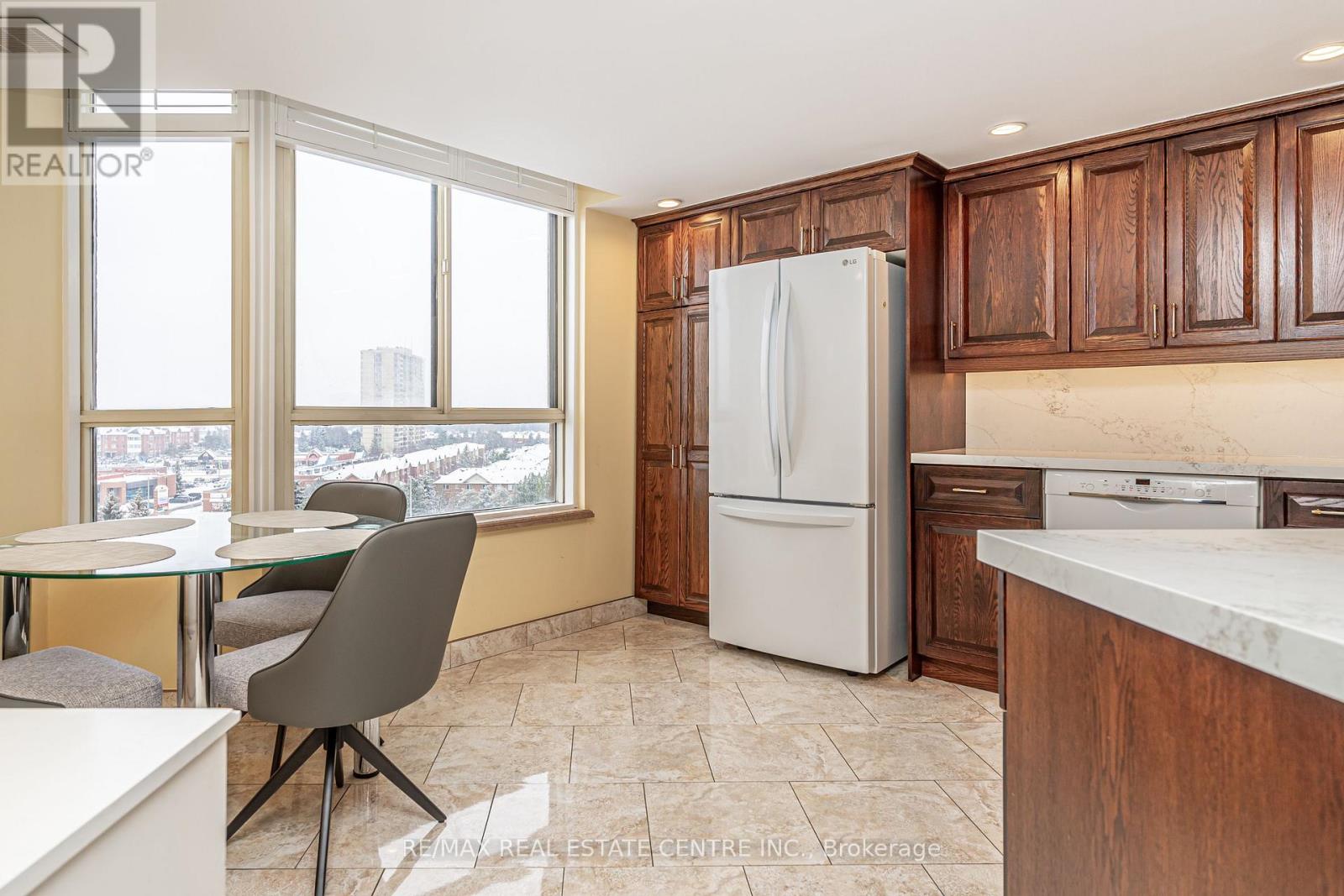 806 - 20 Cherrytree Drive, Brampton, Ontario  L6Y 3V1 - Photo 14 - W13557510