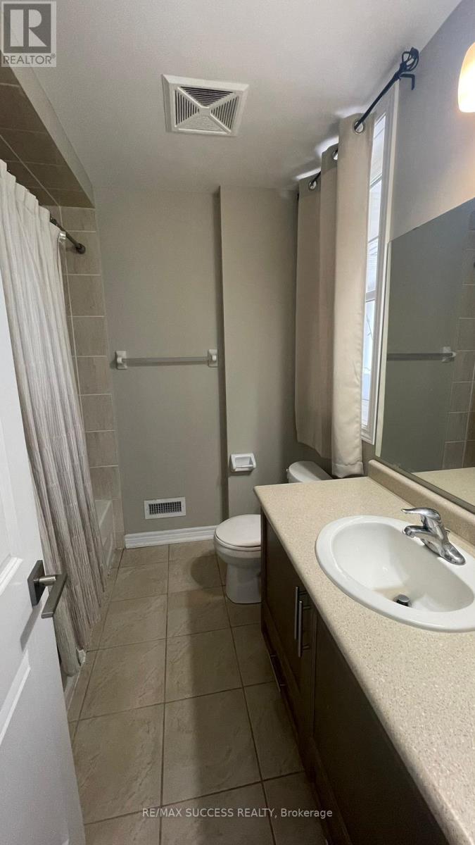 205 - 269 Georgian Dr Drive, Oakville, Ontario  L6H 0L1 - Photo 10 - W13557666
