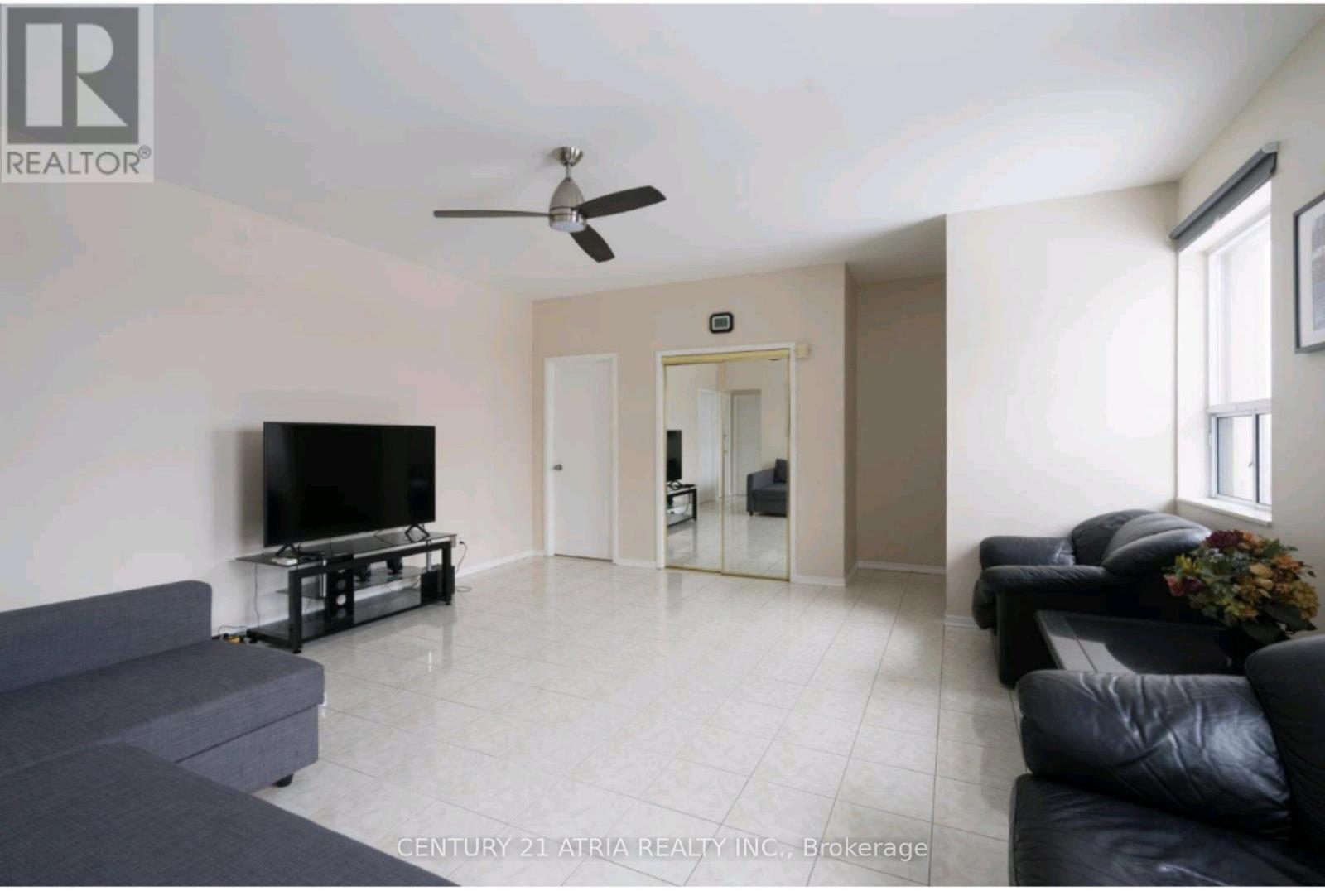 2nd Floor - 3199 Dufferin Street, Toronto, Ontario  M6A 2T2 - Photo 2 - W13557678