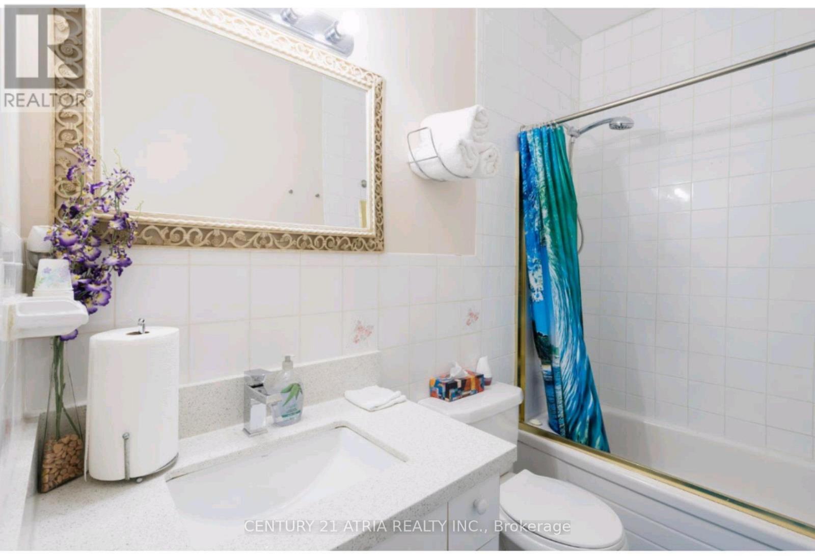 2nd Floor - 3199 Dufferin Street, Toronto, Ontario  M6A 2T2 - Photo 8 - W13557678