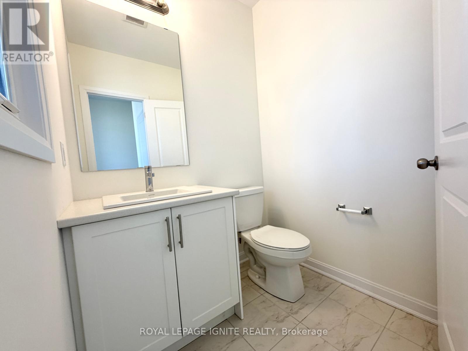 20 Royal Oak Crescent, Loyalist, Ontario  K0H 1G0 - Photo 5 - X13557466