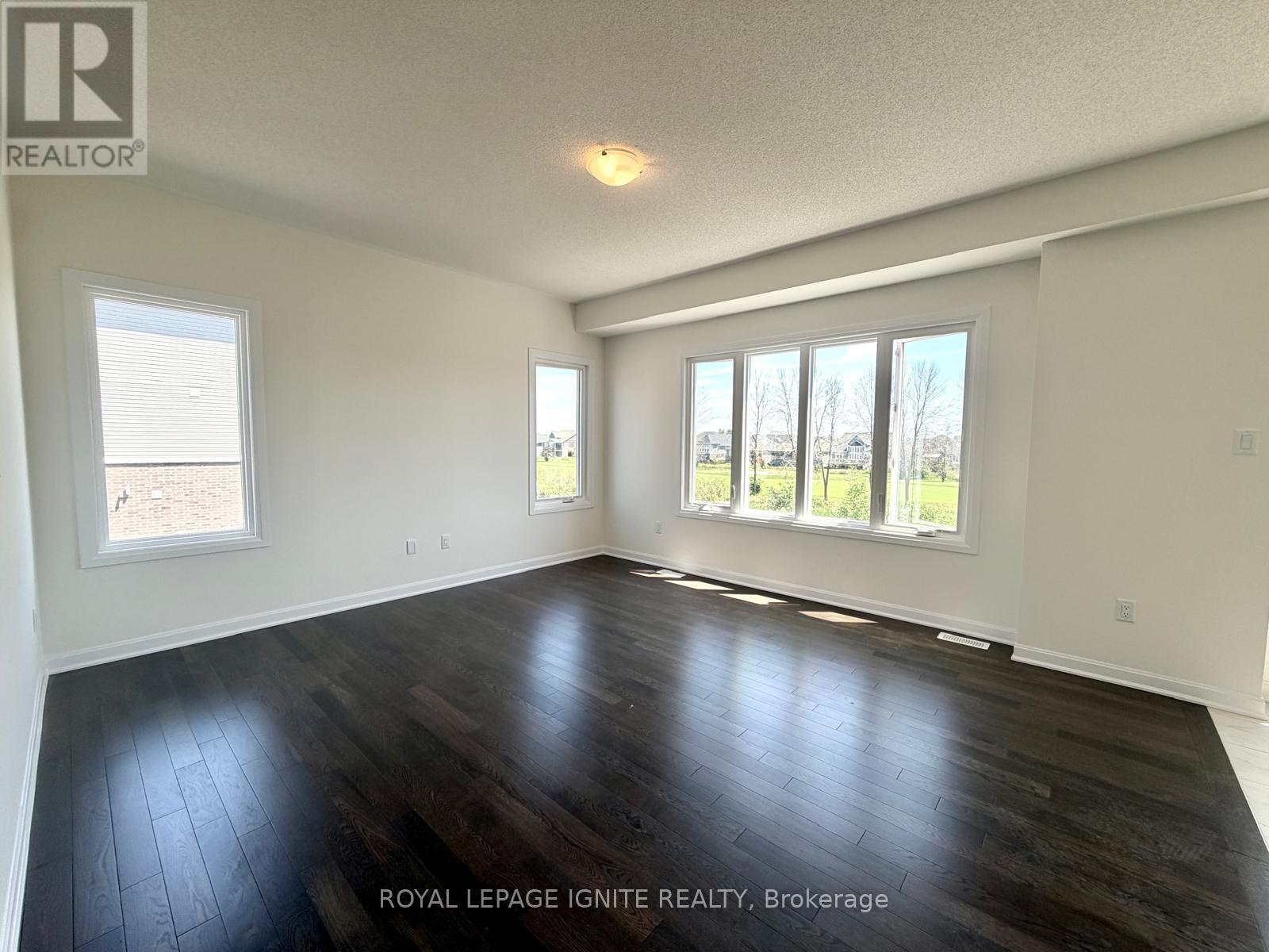 20 Royal Oak Crescent, Loyalist, Ontario  K0H 1G0 - Photo 6 - X13557466