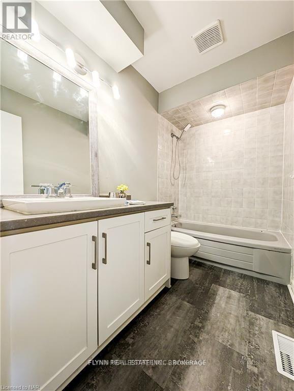 Upper - 164 Windsor Street, Welland, Ontario  L3C 6T6 - Photo 15 - X13557574