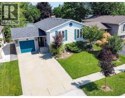 10 LATZER Crescent, Brantford, Ontario