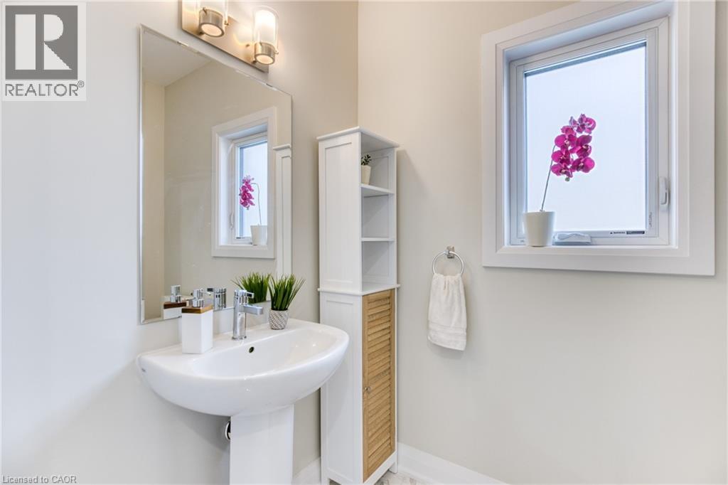 71 Ian Ormston Drive, Waterloo, Ontario  N2P 2J6 - Photo 5 - 40847302