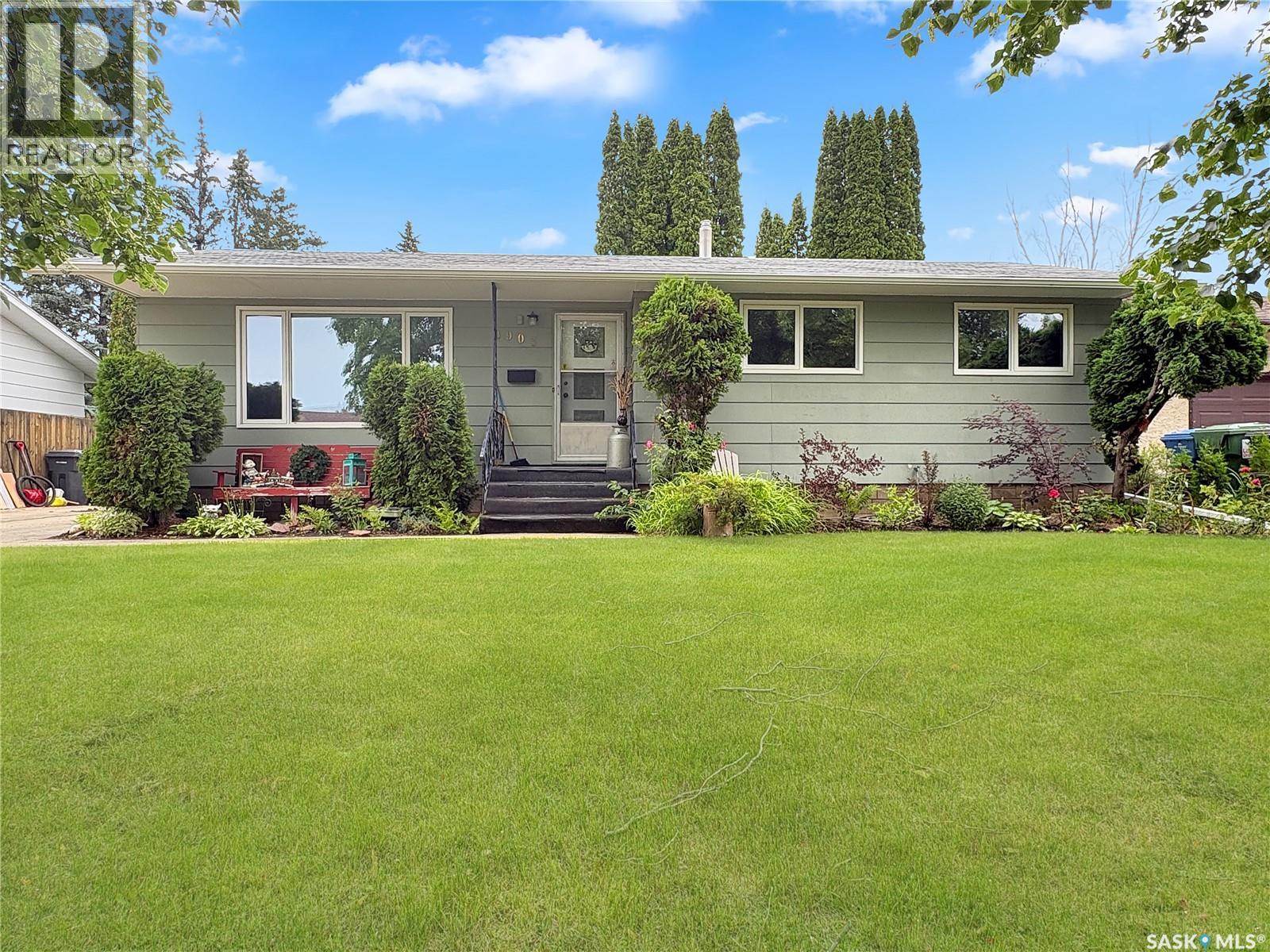 8903 Thomas AVENUE, North Battleford, Saskatchewan