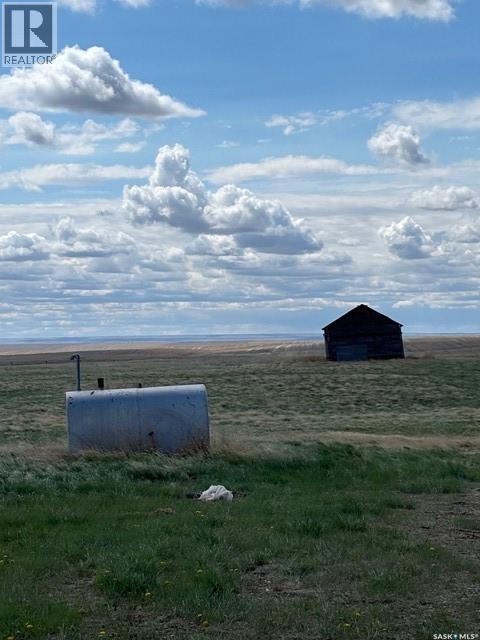 Linke Acreage, Cadillac, Saskatchewan  S0N 0K0 - Photo 2 - SK042346