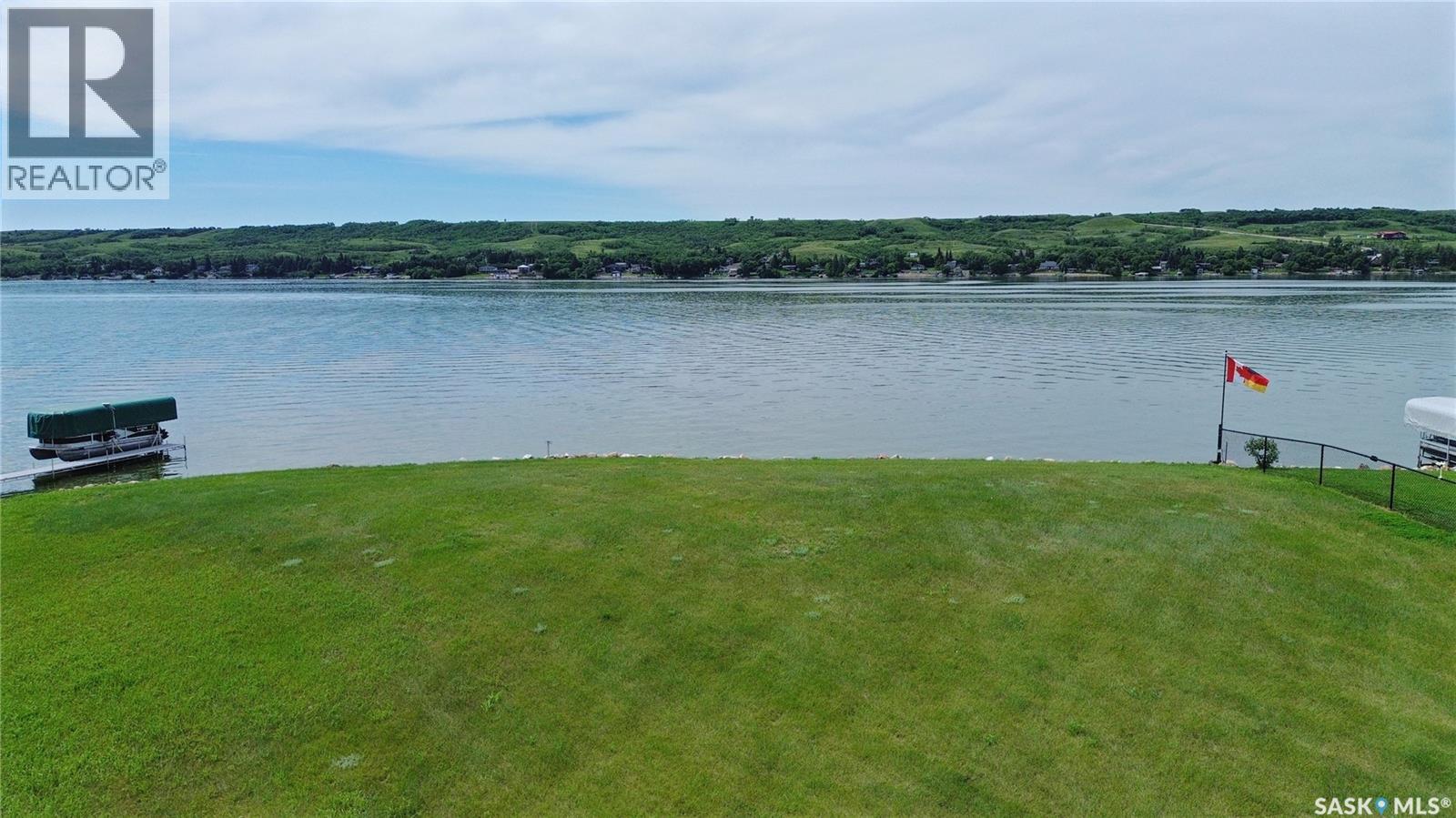807 Daniel Drive, Buffalo Pound Lake, Saskatchewan  S0G 0A2 - Photo 4 - SK042193