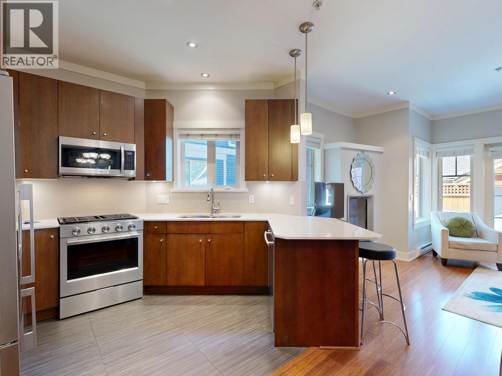 839 W 14th Avenue, Vancouver, British Columbia  V5Z 1R2 - Photo 9 - R3145513