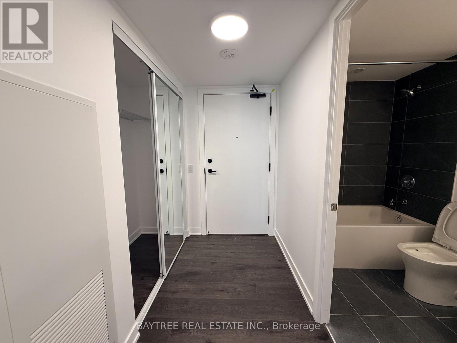 1511 - 100 Queen Street E, Toronto, Ontario M5C 0B5 - Photo 2 - C13477244