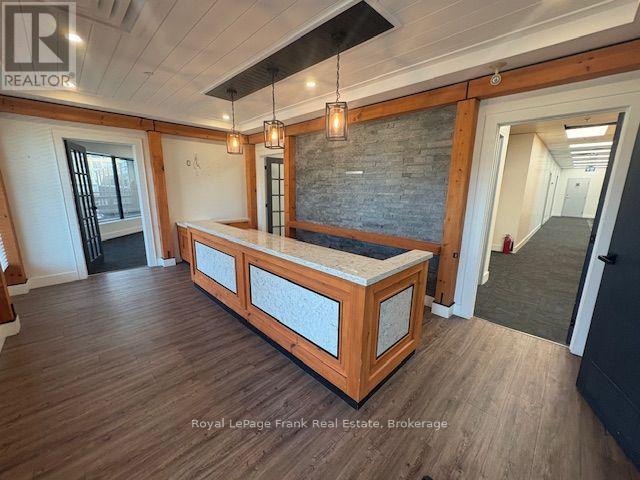 202 - 701 Rossland Road E, Whitby, Ontario  L1N 8Y9 - Photo 1 - E13557768