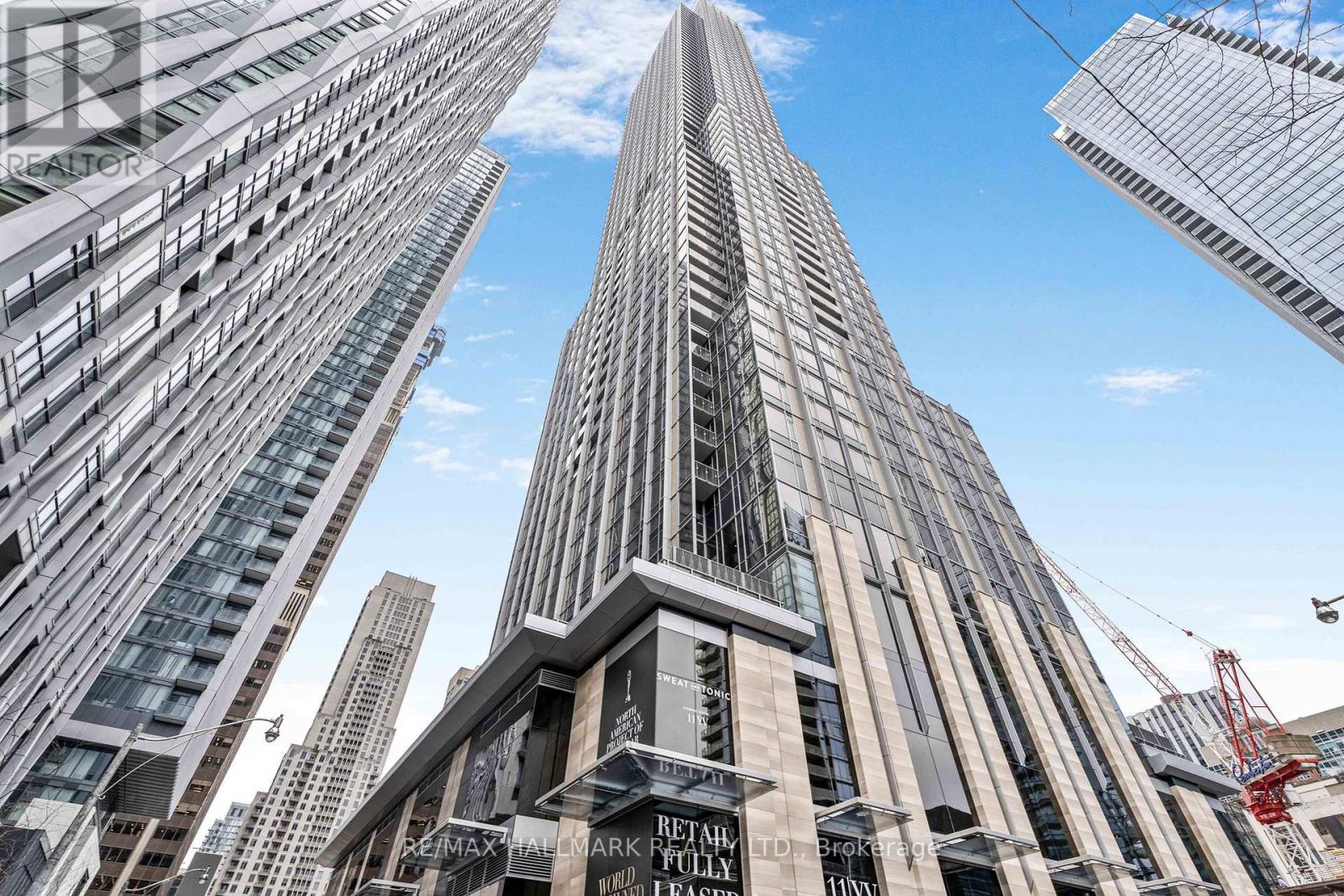 3406 - 11 Yorkville Avenue, Toronto, Ontario  M4W 1L2 - Photo 1 - C13557742