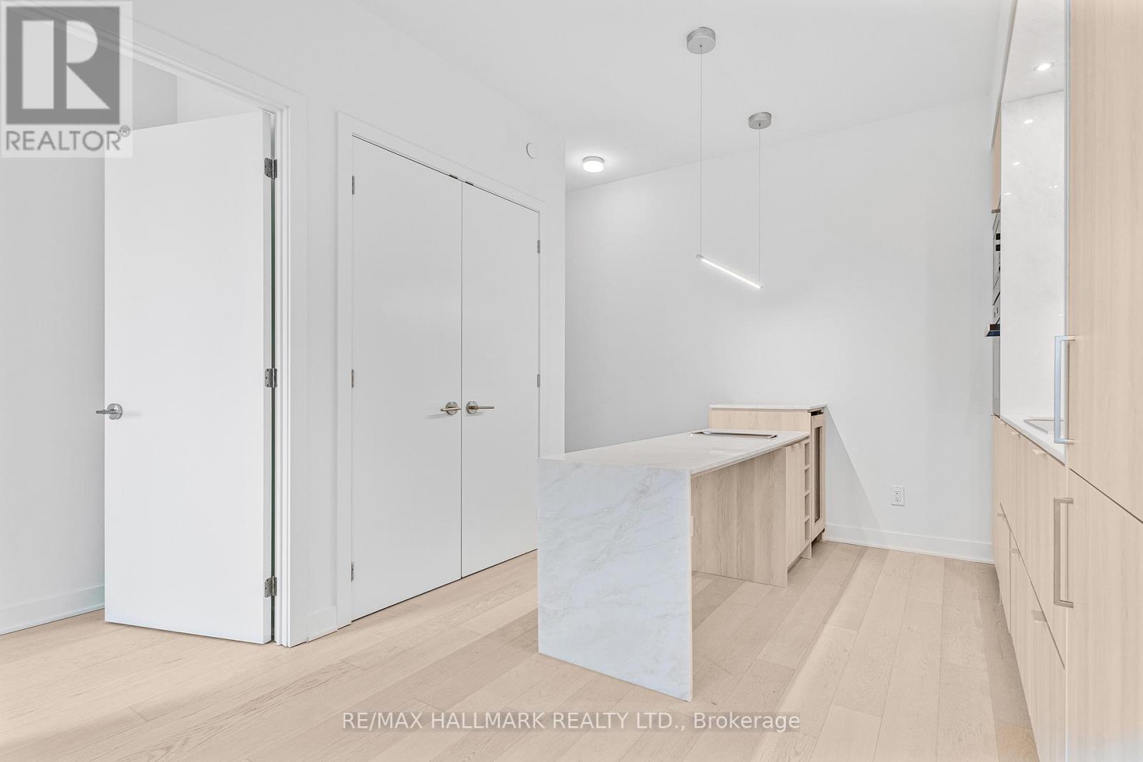 3406 - 11 Yorkville Avenue, Toronto, Ontario  M4W 1L2 - Photo 13 - C13557742